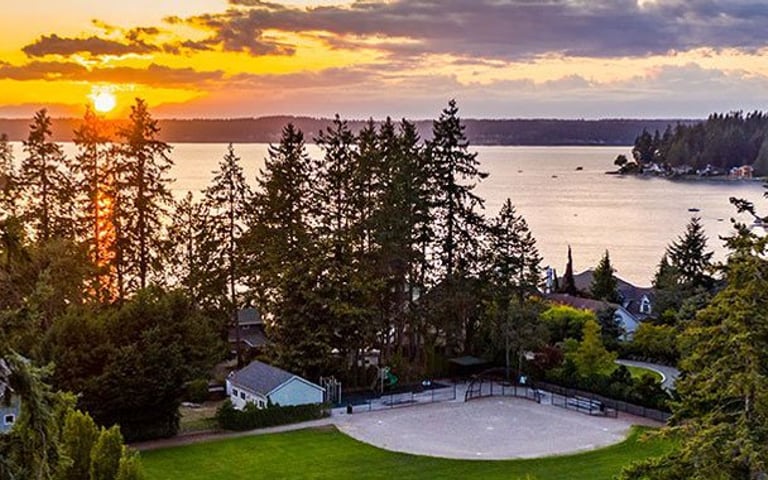 Rosedale Park and Hall